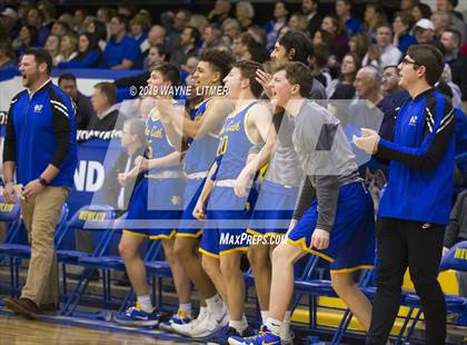 Thumbnail 2 in Newport Central Catholic vs Highlands  photogallery.