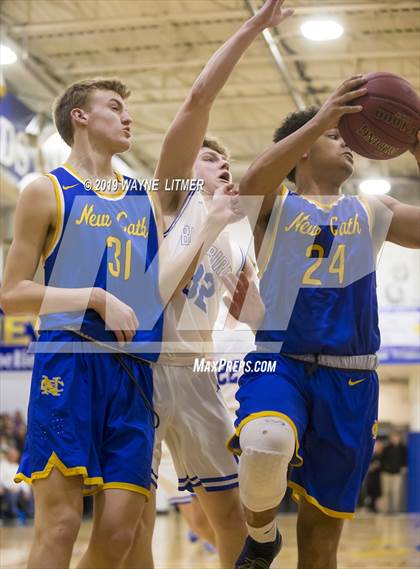 Thumbnail 2 in Newport Central Catholic vs Highlands  photogallery.