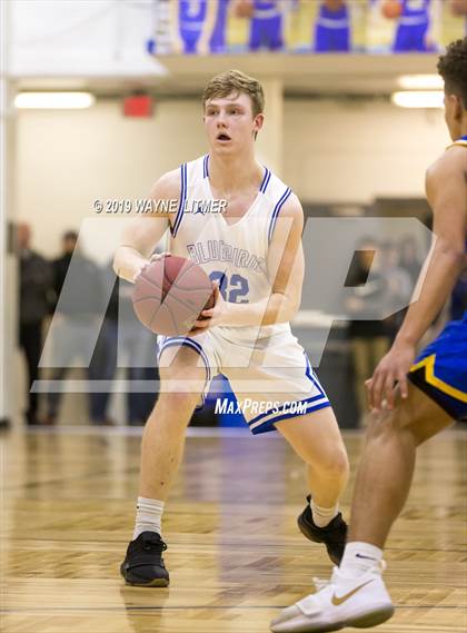 Thumbnail 2 in Newport Central Catholic vs Highlands  photogallery.