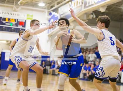 Thumbnail 1 in Newport Central Catholic vs Highlands  photogallery.