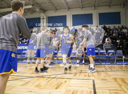 Thumbnail 2 in Newport Central Catholic vs Highlands  photogallery.