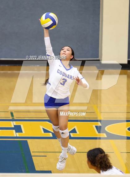 Thumbnail 1 in Moreau Catholic @ Newark Memorial photogallery.