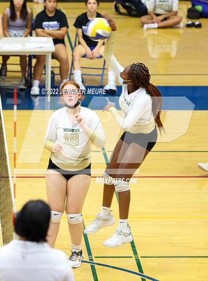 Thumbnail 1 in Moreau Catholic @ Newark Memorial photogallery.