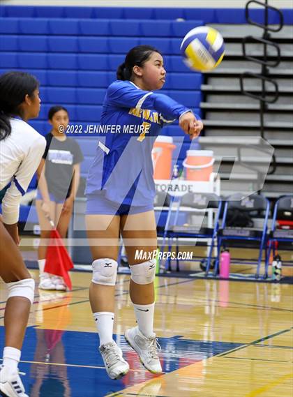 Thumbnail 1 in Moreau Catholic @ Newark Memorial photogallery.
