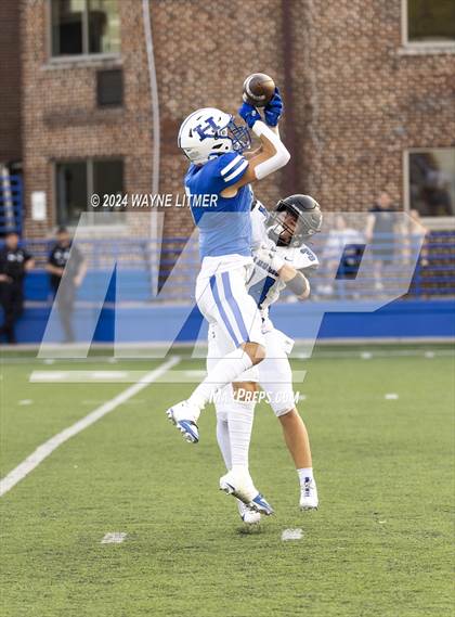 Thumbnail 1 in Lexington Catholic @ Highlands photogallery.