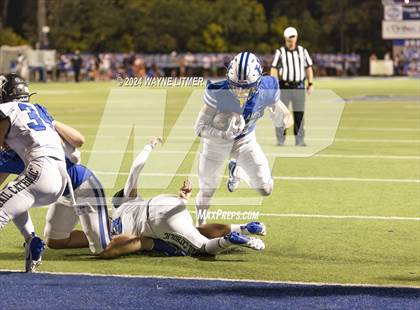 Thumbnail 3 in Lexington Catholic @ Highlands photogallery.