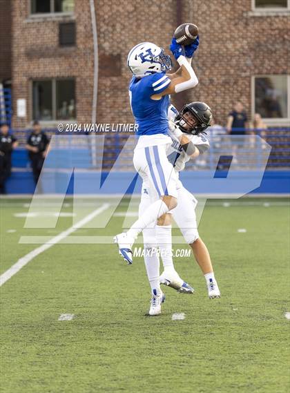 Thumbnail 3 in Lexington Catholic @ Highlands photogallery.