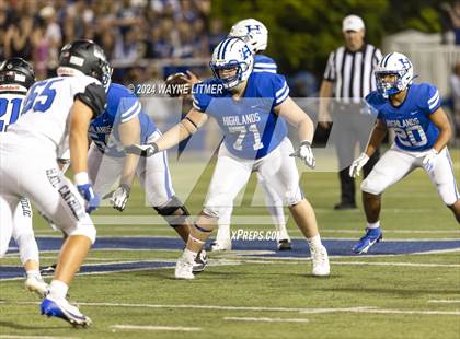 Thumbnail 3 in Lexington Catholic @ Highlands photogallery.