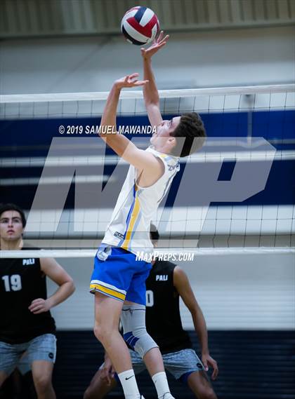 Thumbnail 3 in El Camino Real vs Palisades (CIF LACS Open Division Final) photogallery.
