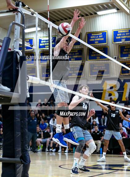 Thumbnail 2 in El Camino Real vs Palisades (CIF LACS Open Division Final) photogallery.
