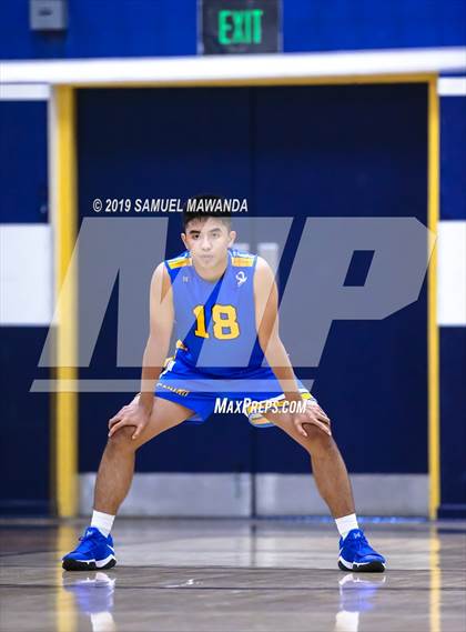 Thumbnail 3 in El Camino Real vs Palisades (CIF LACS Open Division Final) photogallery.