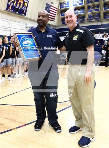 Thumbnail 3 in El Camino Real vs Palisades (CIF LACS Open Division Final) photogallery.