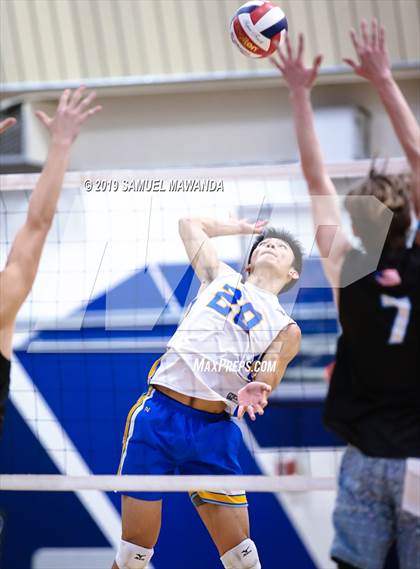 Thumbnail 1 in El Camino Real vs Palisades (CIF LACS Open Division Final) photogallery.