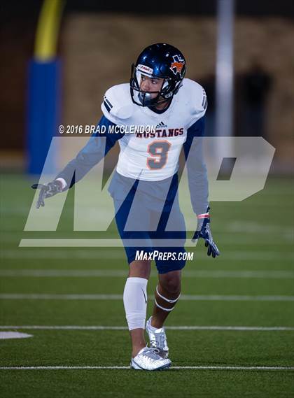 Thumbnail 2 in Sachse vs Rowlett photogallery.