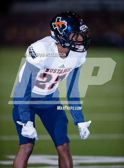 Thumbnail 3 in Sachse vs Rowlett photogallery.