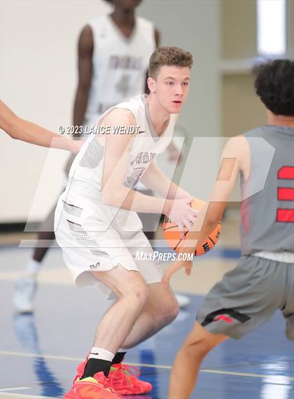 Thumbnail 2 in Jefferson vs. Thomas MacLaren School photogallery.