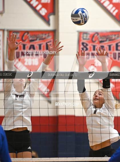 Thumbnail 2 in Assumption vs. Los Alamitos (Durango Fall Classic) photogallery.