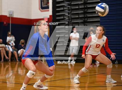 Thumbnail 2 in Assumption vs. Los Alamitos (Durango Fall Classic) photogallery.