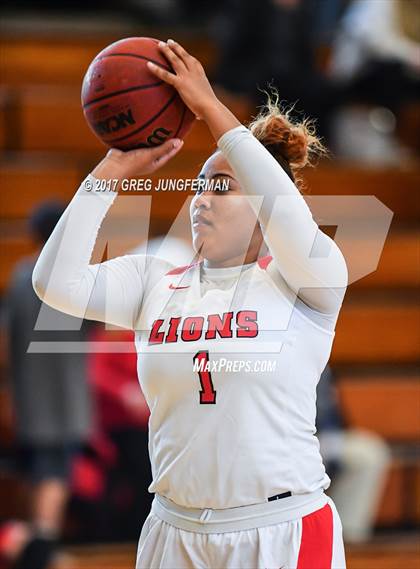 Thumbnail 1 in Campolindo vs. McClatchy (Elite Showcase) photogallery.