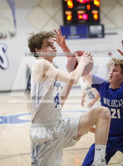 Thumbnail 3 in Fruita Monument vs Broomfield (CHSAA 5A 2nd Round Playoff) photogallery.