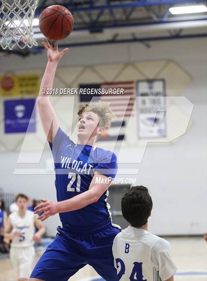 Thumbnail 1 in Fruita Monument vs Broomfield (CHSAA 5A 2nd Round Playoff) photogallery.