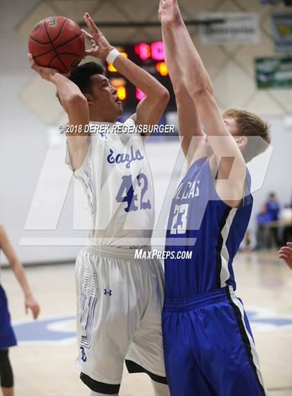 Thumbnail 2 in Fruita Monument vs Broomfield (CHSAA 5A 2nd Round Playoff) photogallery.