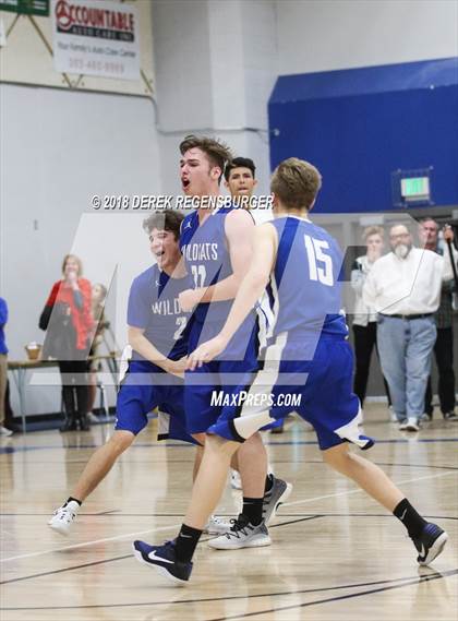 Thumbnail 3 in Fruita Monument vs Broomfield (CHSAA 5A 2nd Round Playoff) photogallery.