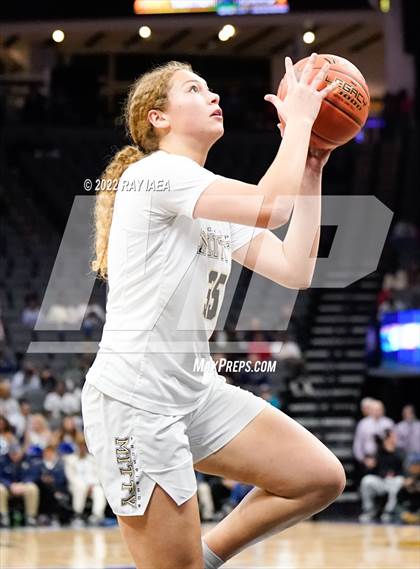 Thumbnail 2 in Sierra Canyon @ Archbishop Mitty (CIF State Open Division Final) photogallery.