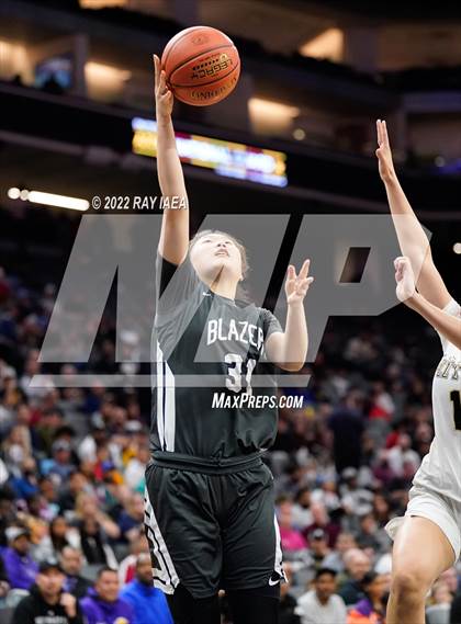 Thumbnail 2 in Sierra Canyon @ Archbishop Mitty (CIF State Open Division Final) photogallery.