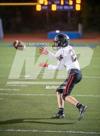 Thumbnail 2 in Santa Fe Christian @ Mater Dei Catholic (CIF SDS Division III Playoffs) photogallery.