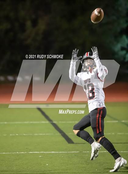 Thumbnail 1 in Santa Fe Christian @ Mater Dei Catholic (CIF SDS Division III Playoffs) photogallery.