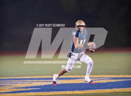 Thumbnail 2 in Santa Fe Christian @ Mater Dei Catholic (CIF SDS Division III Playoffs) photogallery.