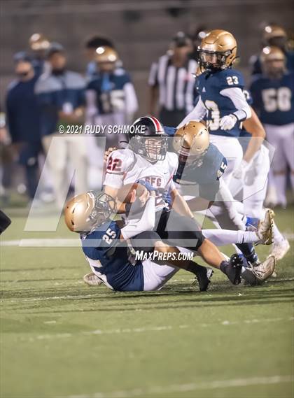 Thumbnail 2 in Santa Fe Christian @ Mater Dei Catholic (CIF SDS Division III Playoffs) photogallery.
