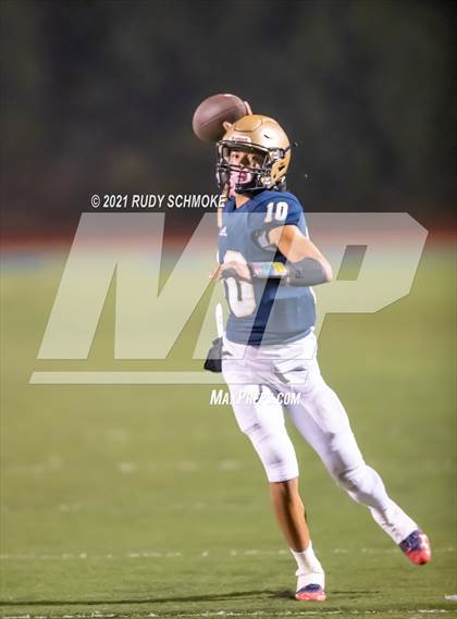 Thumbnail 2 in Santa Fe Christian @ Mater Dei Catholic (CIF SDS Division III Playoffs) photogallery.
