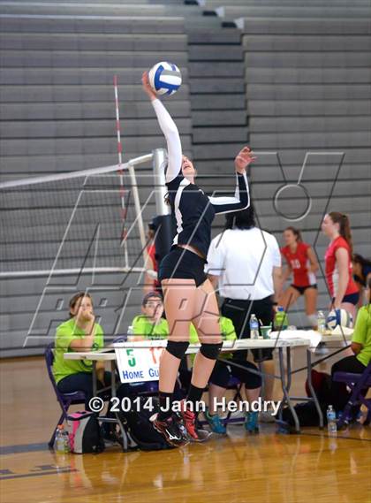 Thumbnail 1 in Flintridge Sacred Heart vs. Assumption (Durango Fall Classic) photogallery.