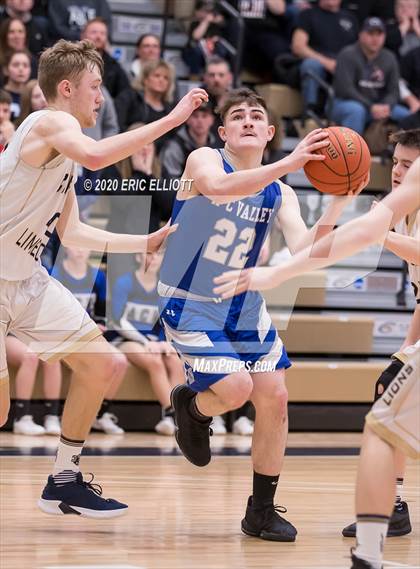 Thumbnail 2 in Allegheny-Clarion Valley vs Clarion-Limestone (PIAA D9 1A Consolation) photogallery.