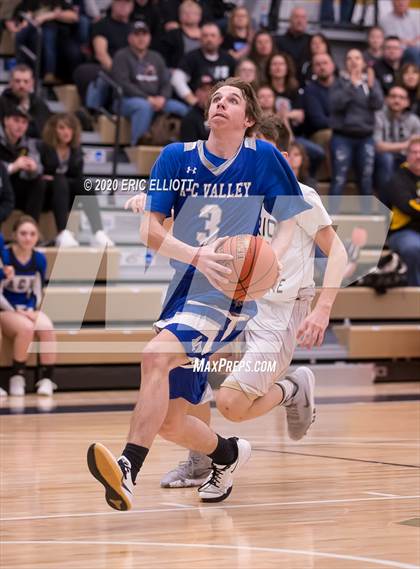 Thumbnail 1 in Allegheny-Clarion Valley vs Clarion-Limestone (PIAA D9 1A Consolation) photogallery.
