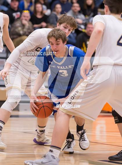 Thumbnail 3 in Allegheny-Clarion Valley vs Clarion-Limestone (PIAA D9 1A Consolation) photogallery.