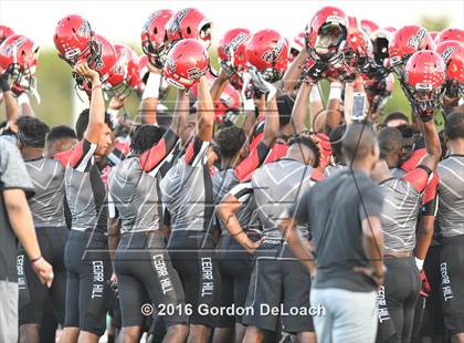 Thumbnail 2 in DeSoto @ Cedar Hill photogallery.