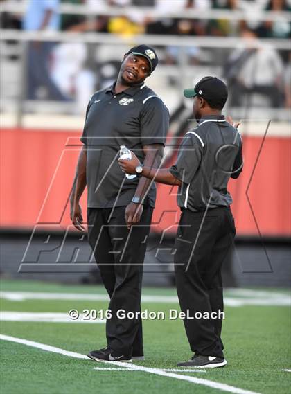 Thumbnail 2 in DeSoto @ Cedar Hill photogallery.