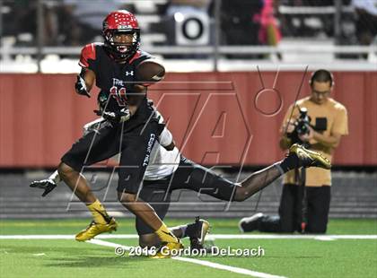 Thumbnail 1 in DeSoto @ Cedar Hill photogallery.
