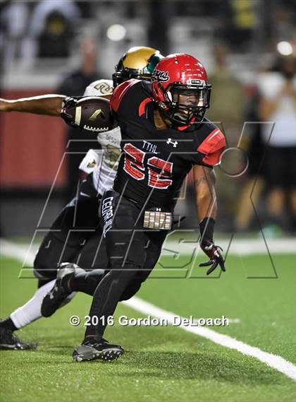 Thumbnail 1 in DeSoto @ Cedar Hill photogallery.
