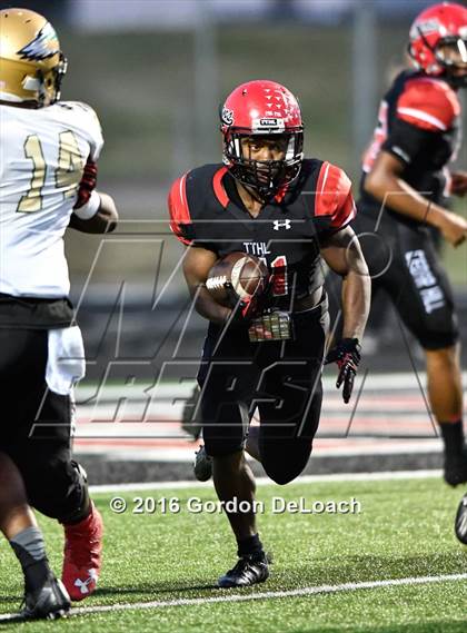 Thumbnail 3 in DeSoto @ Cedar Hill photogallery.