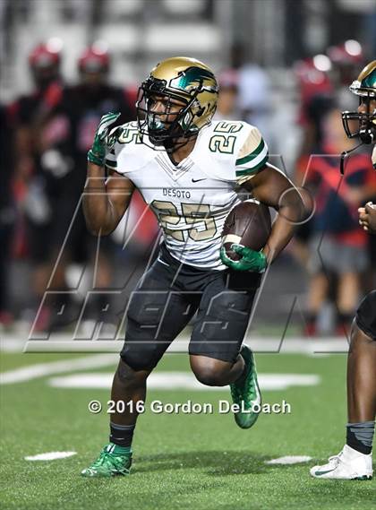 Thumbnail 1 in DeSoto @ Cedar Hill photogallery.