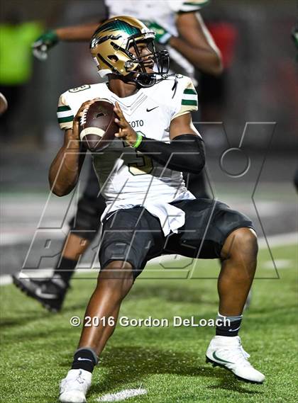 Thumbnail 1 in DeSoto @ Cedar Hill photogallery.
