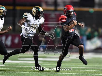 Thumbnail 3 in DeSoto @ Cedar Hill photogallery.