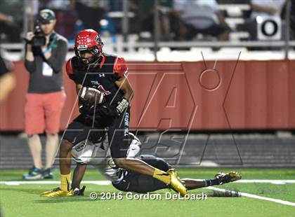 Thumbnail 3 in DeSoto @ Cedar Hill photogallery.