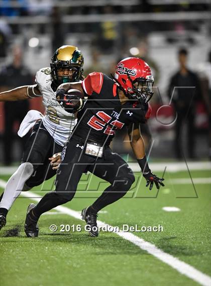 Thumbnail 3 in DeSoto @ Cedar Hill photogallery.
