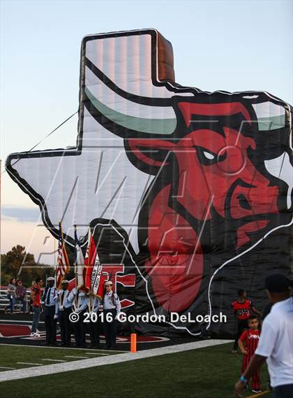 Thumbnail 2 in DeSoto @ Cedar Hill photogallery.