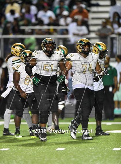 Thumbnail 1 in DeSoto @ Cedar Hill photogallery.